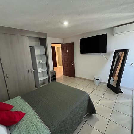 1 Venator House Boutique Aparthotel Leon Ngoại thất bức ảnh